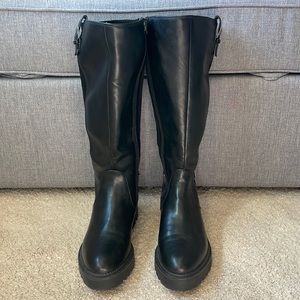 Wide calf friendly black knee high boots